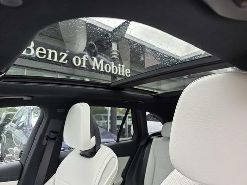 Used 2026 Mercedes-Benz GLC 300 4MATIC image 9