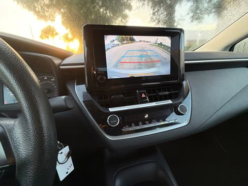 Used 2024 Toyota Corolla LE FWD image 8