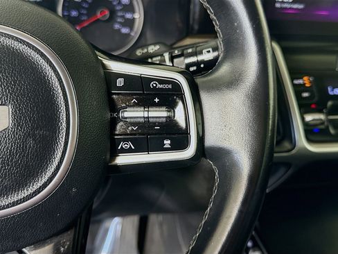 Used 2022 Kia Sorento EX w/ Panoramic Sunroof Package image 15