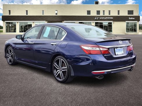 Used 2016 Honda Accord Sport image 5