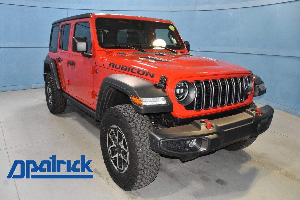 Used 2025 Jeep Wrangler Unlimited Rubicon w/ Convenience Group AWD/4WD image 1