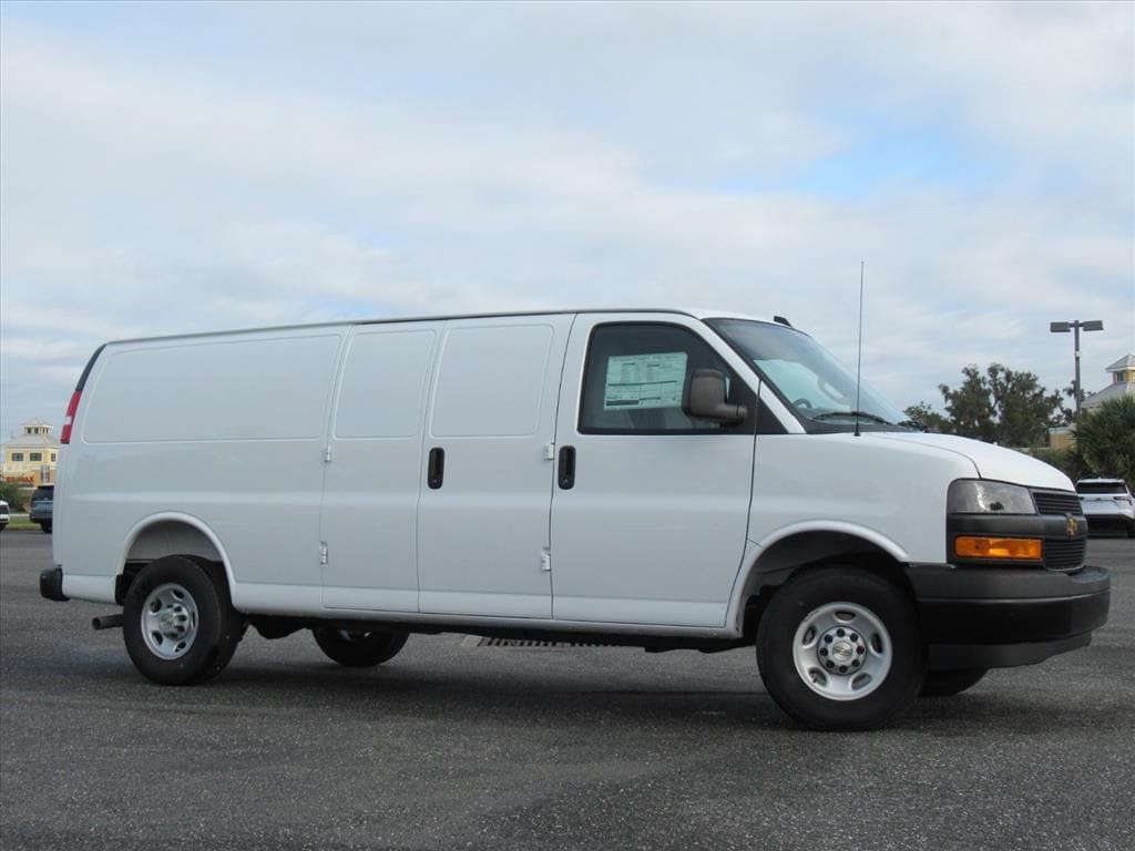 New 2025 Chevrolet Express 3500 Extended w/ Driver Convenience Package RWD image 2