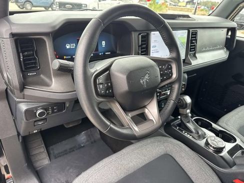 Used 2025 Ford Bronco Big Bend image 13