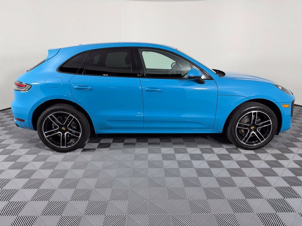 Certified 2021 Porsche Macan S AWD/4WD image 12