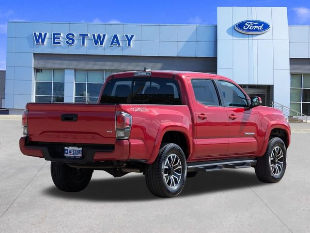 Used 2021 Toyota Tacoma TRD Sport RWD image 3