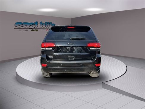 Certified 2019 Jeep Grand Cherokee Altitude image 4
