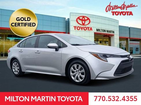 Certified 2024 Toyota Corolla LE image 1