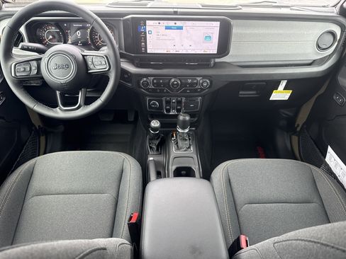 New 2025 Jeep Gladiator Sport image 28