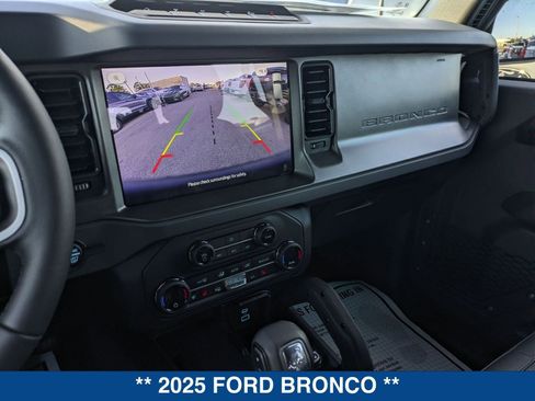 New 2025 Ford Bronco Badlands AWD/4WD image 32