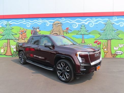 Certified 2025 GMC Sierra EV Denali AWD/4WD image 45