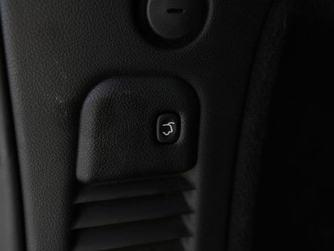 Used 2024 Dodge Durango R/T RWD image 16