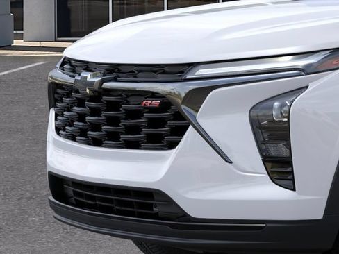 New 2026 Chevrolet Trax RS w/ Sunroof Package FWD image 13