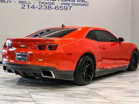 Used 2010 Chevrolet Camaro SS w/ LPO, Ground Effects Package RWD image 10