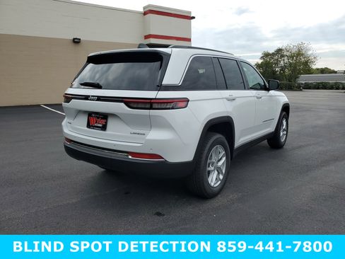 New 2025 Jeep Grand Cherokee Laredo X w/ Luxury Tech Group I image 4