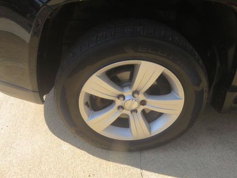 Used 2014 Jeep Compass Sport AWD/4WD image 12