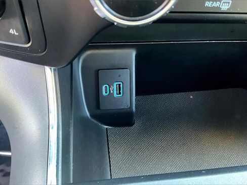 Used 2024 Ford F150 XLT w/ Mobile Office Package image 34