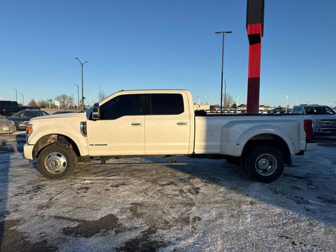 Used 2017 Ford F350 Platinum w/ Platinum Ultimate Package image 2