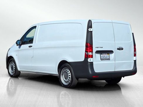 Used 2017 Mercedes-Benz Metris image 6