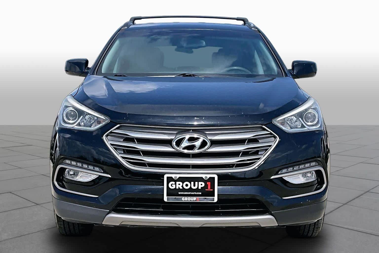 Used 2017 Hyundai Santa Fe Sport FWD image 4