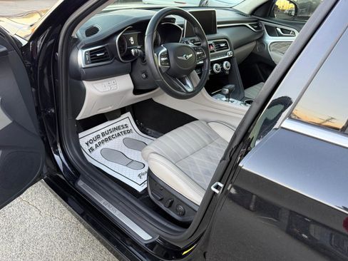 Used 2020 Genesis G70 2.0T w/ Prestige Package image 8