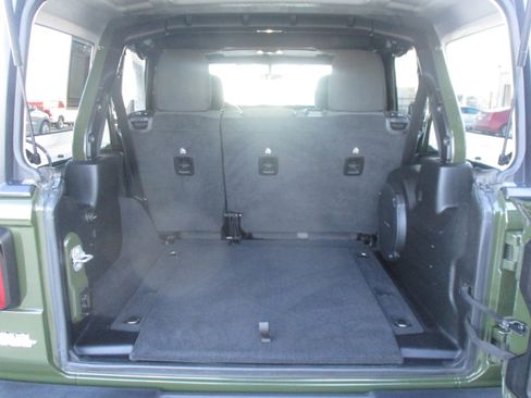 Used 2021 Jeep Wrangler Unlimited Sport image 37