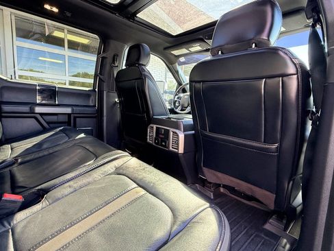 Used 2020 Ford F250 Platinum w/ FX4 Off-Road Package AWD/4WD image 38