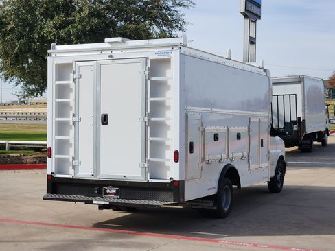 New 2025 Chevrolet Express 4500 w/ Power Convenience Package image 13