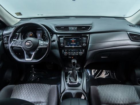 Used 2019 Nissan Rogue SV AWD/4WD image 20
