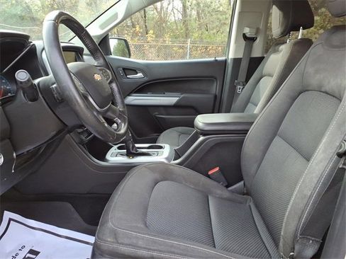 Used 2018 Chevrolet Colorado LT w/ Redline Special Edition image 11