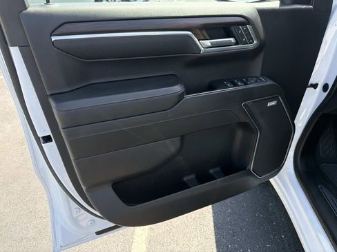 Used 2022 GMC Sierra 1500 SLT w/ SLT Convenience Package AWD/4WD image 20