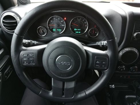 Used 2014 Jeep Wrangler Unlimited Sport AWD/4WD image 11