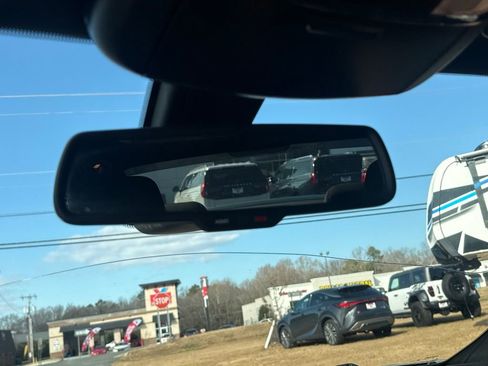 Used 2023 Dodge Charger R/T w/ Blacktop Package image 27