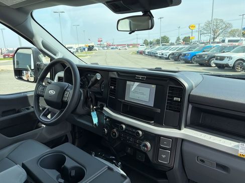 New 2026 Ford F450 XL image 18