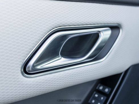 Used 2023 Land Rover Range Rover Velar R-Dynamic S image 64