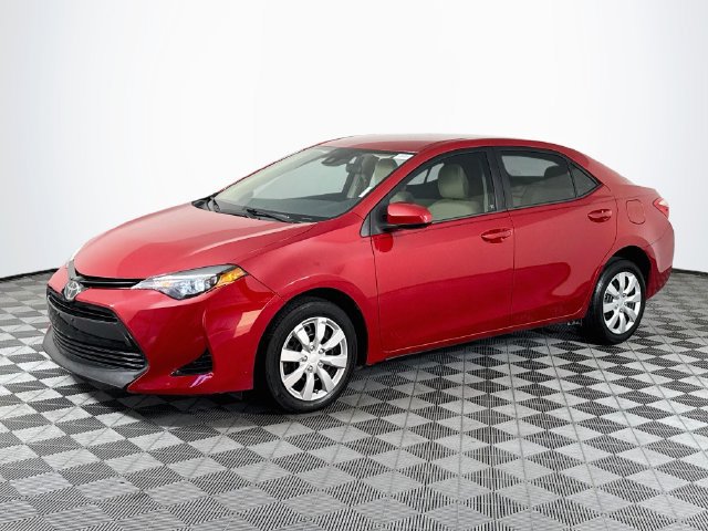Used 2017 Toyota Corolla LE FWD image 4