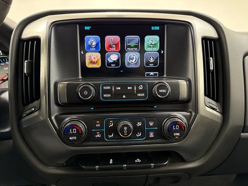 Used 2018 Chevrolet Silverado 1500 LT w/ All Star Edition AWD/4WD image 22