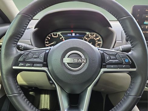Used 2023 Nissan Altima 2.5 SL AWD/4WD image 24