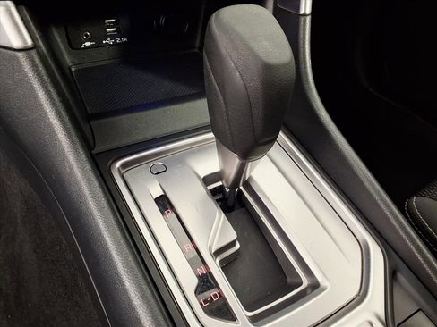 Used 2019 Subaru Forester w/ Alloy Wheel Package image 17