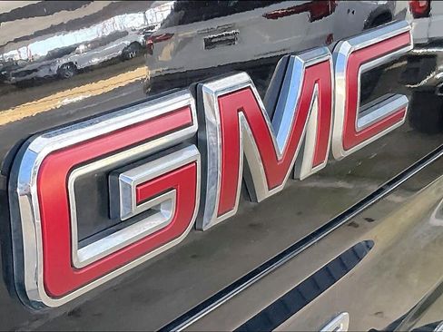 Used 2019 GMC Sierra 1500 SLT w/ SLT Premium Plus Package image 29