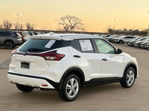 Certified 2024 Nissan Kicks S image 6