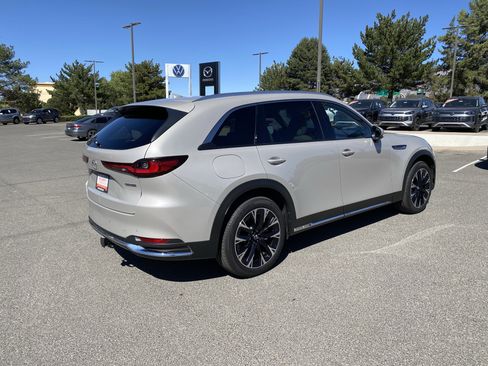 Used 2026 MAZDA CX-90 Plug-In Hybrid w/ Premium Plus AWD/4WD image 52
