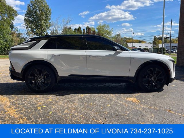 Used 2024 Cadillac Lyriq Sport AWD/4WD image 6