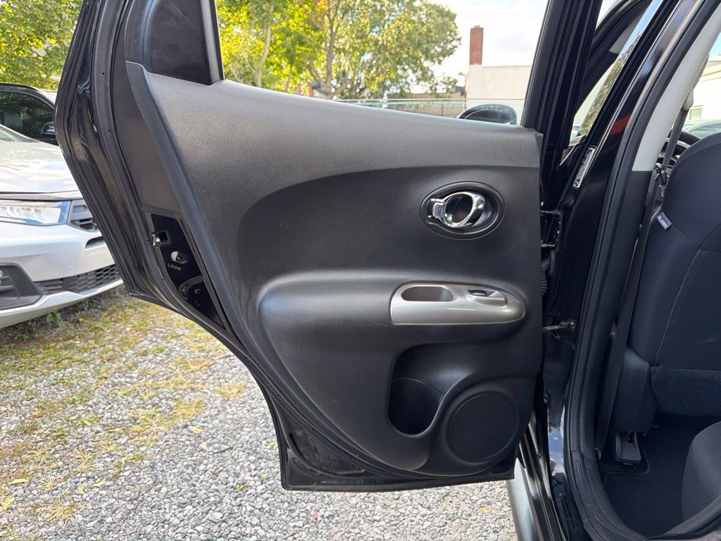 Used 2014 Nissan Juke S AWD/4WD image 23