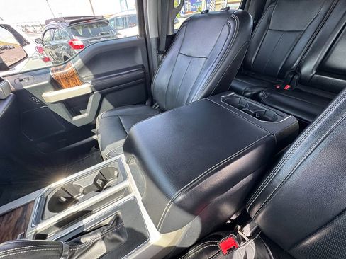Used 2018 Ford F150 Lariat w/ Equipment Group 502A Luxury AWD/4WD image 21