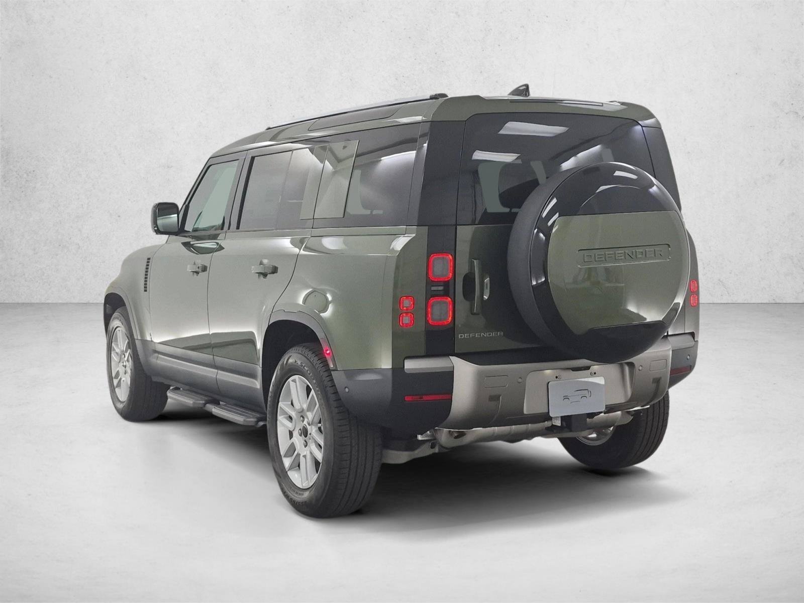 New 2026 Land Rover Defender 110 S AWD/4WD image 9