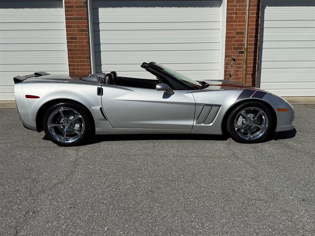 Used 2011 Chevrolet Corvette Grand Sport w/ Preferred Equipment Group RWD image 39