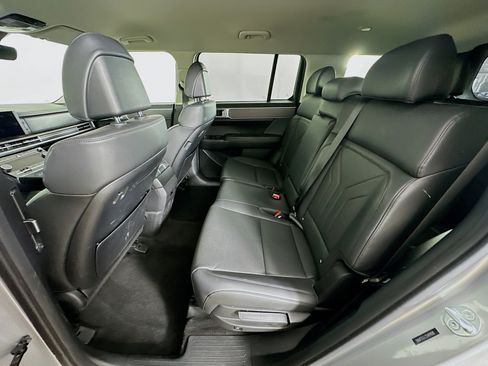 Used 2025 Hyundai Santa Fe SEL AWD/4WD image 26