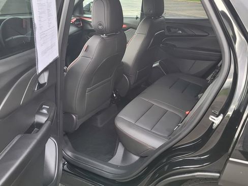 Used 2025 Chevrolet TrailBlazer RS w/ Convenience Package FWD image 25