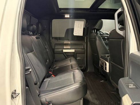 Used 2022 Ford F250 Lariat w/ Black Appearance Package AWD/4WD image 18