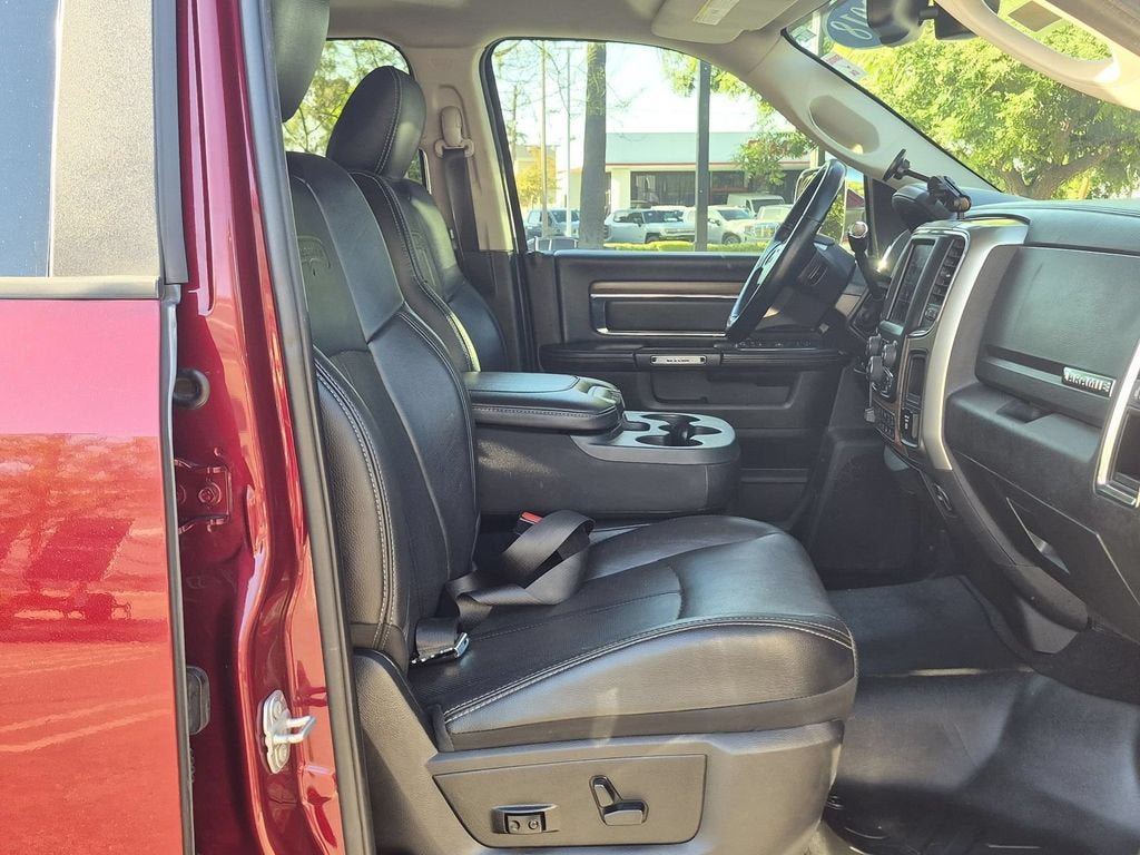 Used 2018 RAM 2500 Laramie RWD image 30